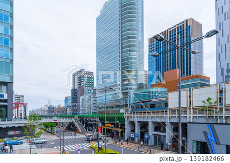 東京　秋葉原駅 電気街口改札口　駅前風景 139182466