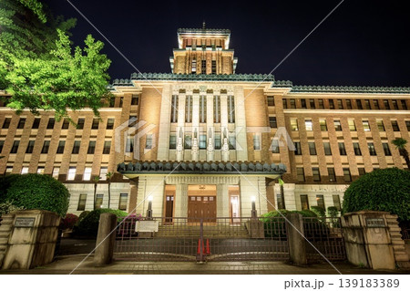 横浜市、神奈川県庁本庁舎（キングの塔）の夜景 139183389