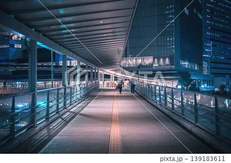 都会の歩道橋 都会の歩道橋 139183611