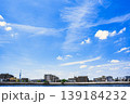 5月の青空と白い雲 139184232