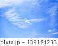 5月の青空と白い雲 139184233