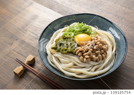 ネバネバうどん　めかぶ 139185754