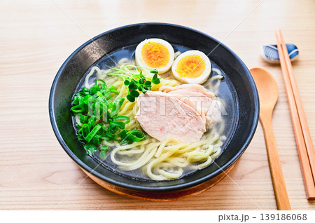 しじみ塩ラーメン しじみ塩ラーメン 139186068