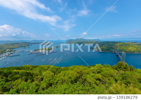 鹿児島県の長島町の針尾公園から見た風景　竹島や魚市場を臨む風景 139186279