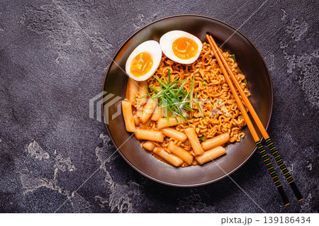 Spicy Rapokki - Korean tteokbokki rice cake and ramen noodle. Spicy Rapokki - Korean tteokbokki rice cake and ramen noodle. 139186434