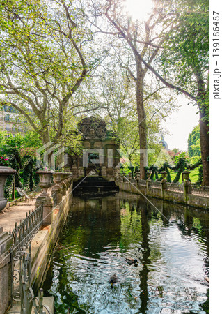 Medici Fountain in the Luxembourg Garden, Paris, France Medici Fountain in the Luxembourg Garden, Paris, France 139186487