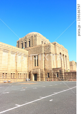 東京都新宿区、聖徳記念絵画館の風景 139186797