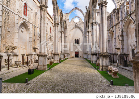 Interior ruins of Carmo Convent in Lisbon with gothic arches Interior ruins of Carmo Convent in Lisbon with gothic arches 139189386