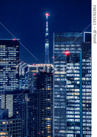 ニュウマン高輪の最上階からスカイツリー方面を眺める 139192862