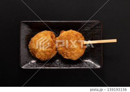 ヒレカツ串 139193136