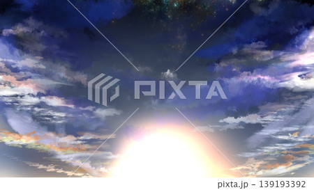 幻想的な星空と夕焼けの空の背景素材 光が広がるドラマチックな雲とグラデーション空 コピースペース 139193392