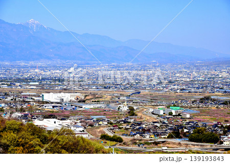 笛吹市より小瀬スポーツ公園周辺を望む(山梨県笛吹市、甲府市)【2026.4】 139193843