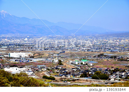 笛吹市より小瀬スポーツ公園周辺を望む(山梨県笛吹市、甲府市)【2026.4】 139193844