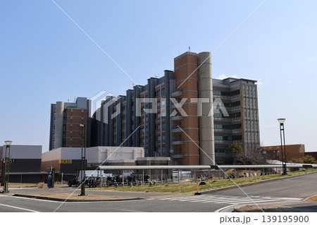 九州大学工学部「ウエスト3号館」「ウエスト4号館」「工学系実験施設」伊都キャンパス 139195900