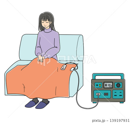 ポータブル電源につないで電気毛布を使用している女性 139197931