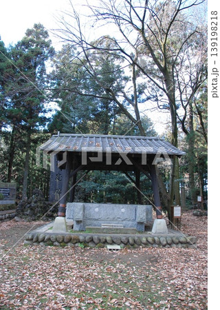 御前曲輪 井戸(箕輪城跡/群馬県高崎市箕郷町) 御前曲輪 井戸(箕輪城跡/群馬県高崎市箕郷町) 139198218