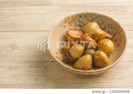 新じゃがの炒め物 新じゃがの炒め物 139200566