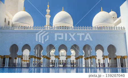 Sheikh Zayed Grand Mosque timelapse in Abu Dhabi, the capital city of United Arab Emirates Sheikh Zayed Grand Mosque timelapse in Abu Dhabi, the capital city of United Arab Emirates 139207040