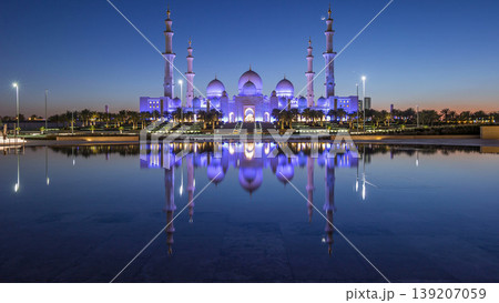 Sheikh Zayed Grand Mosque in Abu Dhabi day to night timelapse after sunset, UAE Sheikh Zayed Grand Mosque in Abu Dhabi day to night timelapse after sunset, UAE 139207059