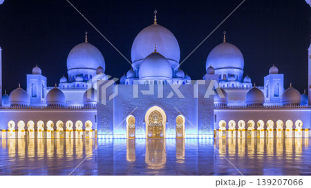 Sheikh Zayed Grand Mosque illuminated at night timelapse, Abu Dhabi, UAE. Sheikh Zayed Grand Mosque illuminated at night timelapse, Abu Dhabi, UAE. 139207066