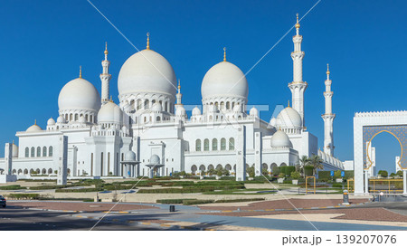 Sheikh Zayed Grand Mosque timelapse in Abu Dhabi, the capital city of United Arab Emirates Sheikh Zayed Grand Mosque timelapse in Abu Dhabi, the capital city of United Arab Emirates 139207076