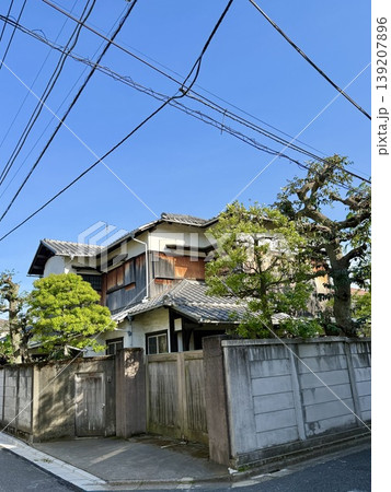 都会に残る昭和の住宅 都会に残る昭和の住宅 139207896