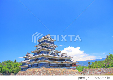 長野県松本市、国宝松本城の風景 長野県松本市、国宝松本城の風景 139208616