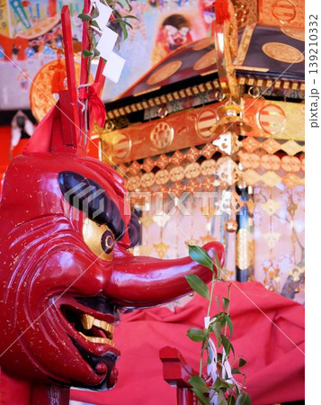 妙見祭の赤天狗 (熊本県八代市) 妙見祭の赤天狗 (熊本県八代市) 139210332