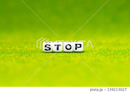 STOPのアルファベットビーズ 139213027