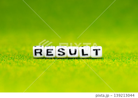 RESULTのアルファベットビーズ RESULTのアルファベットビーズ 139213044