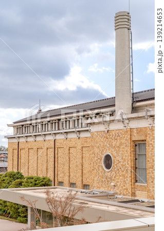 京都市京セラ美術館(京都市美術館)日本で二番目に開館(明治以降の日本画、洋画、工芸作品を展示) 京都市京セラ美術館(京都市美術館)日本で二番目に開館(明治以降の日本画、洋画、工芸作品を展示) 139214653