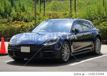 ドイツ製のスポーツカー 139215844