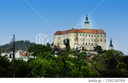 Cesky Krumlov Castle on the mountain 139216769