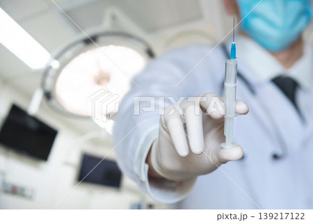 Ready hands for surgery 139217122