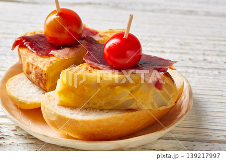 spanish omelette iberian ham pincho tapas spanish omelette iberian ham pincho tapas 139217997