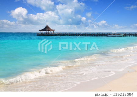 Caribbean sea truquoise beach pier hut Caribbean sea truquoise beach pier hut 139218094