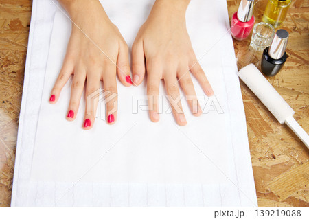 Before and after woman nails treatment in saloon Before and after woman nails treatment in saloon 139219088
