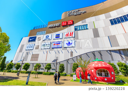 東京 江東区 お台場にあるダイバーシティ東京 プラザ 東京 江東区 お台場にあるダイバーシティ東京 プラザ 139220228