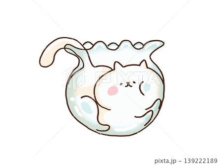 涼しげなガラスの金魚鉢の中にすっぽりと入り込んでくつろぐ猫のイラスト(夏の暑さ対策・液体化) 涼しげなガラスの金魚鉢の中にすっぽりと入り込んでくつろぐ猫のイラスト(夏の暑さ対策・液体化) 139222189