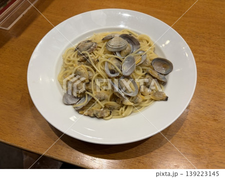 黒胡椒を効かせたアサリのスープ仕立て パスタ カプリチョーザ 熊谷ティアラ店 No.2 黒胡椒を効かせたアサリのスープ仕立て パスタ カプリチョーザ 熊谷ティアラ店 No.2 139223145