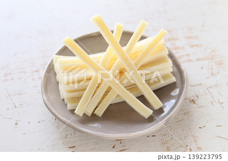 チータラ 139223795