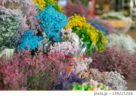 Buckets of colorful dry flowers in plants market 139225288
