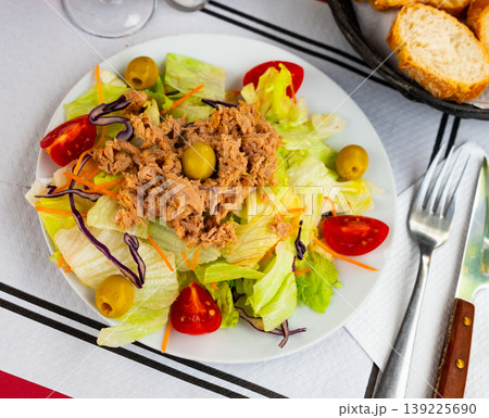 Salad of fresh vegetables with olives and canned tuna Salad of fresh vegetables with olives and canned tuna 139225690