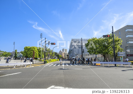 東京都新宿区の都市風景　国立競技場駅前 139226313