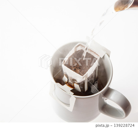 ドリップコーヒー スタジオ撮影 ドリップコーヒー スタジオ撮影 139228724