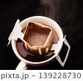 ドリップコーヒー　　スタジオ撮影 139228730
