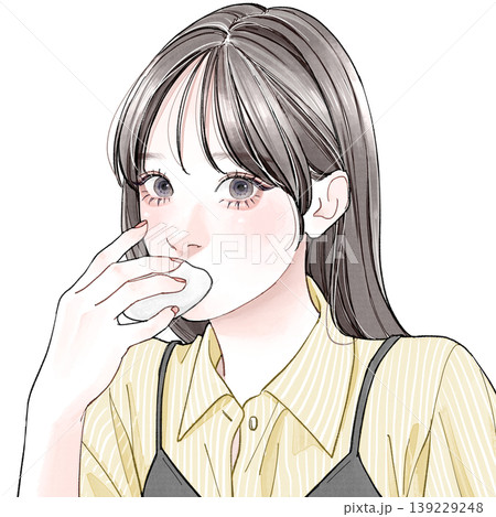 大福を食べている女性 大福を食べている女性 139229248