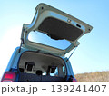 軽乗用車の跳ね上げ式バックドア 139241407