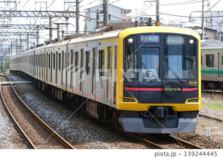 東急5050系4000番台4110Fヒカリエ号 東上線内 東急5050系4000番台4110Fヒカリエ号 東上線内 139244445