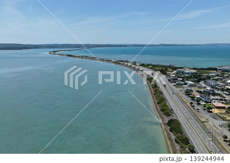 沖縄県 海中道路の海沿い道路と青い海 ドローン空撮 沖縄県 海中道路の海沿い道路と青い海 ドローン空撮 139244944